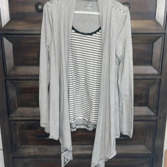 Women’s a.n.a Long Sleeve Shirt - Black & White Stripes, Size M - Picture 2 of 7